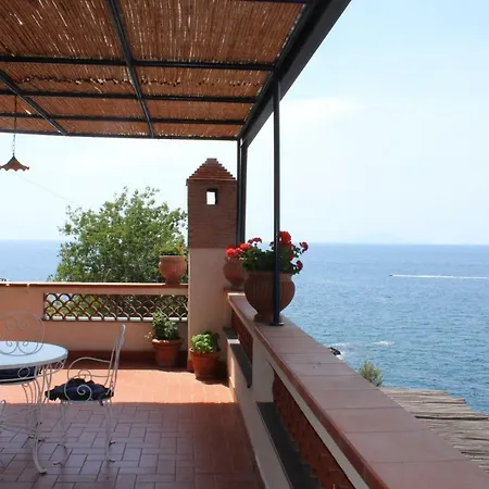 Casa Apartment *